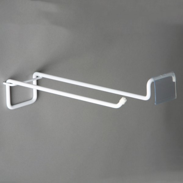 Broche métallique sur-mesure